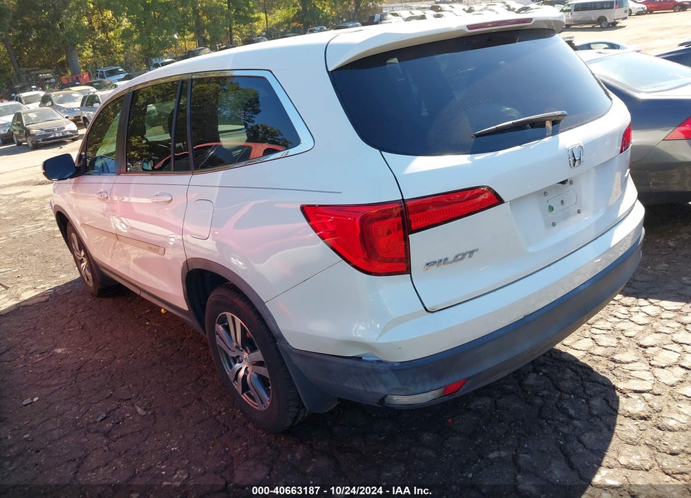 2017 HONDA PILOT EX VIN: 5FNYF6H37HB003297