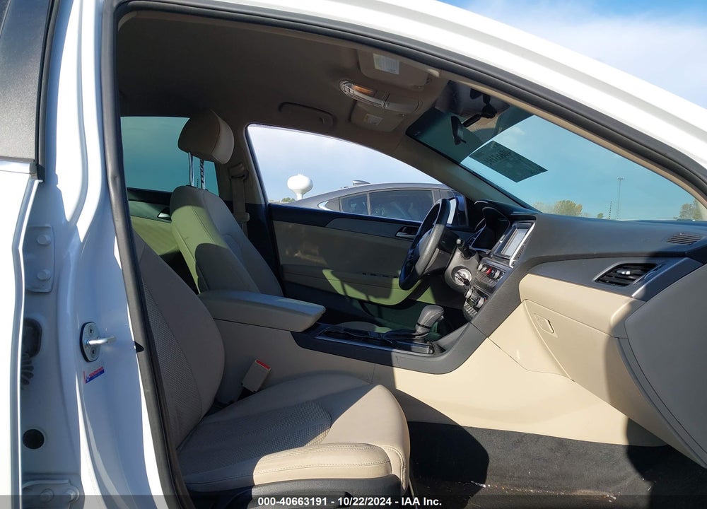 2018 HYUNDAI SONATA SE VIN: 5NPE24AF5JH617876