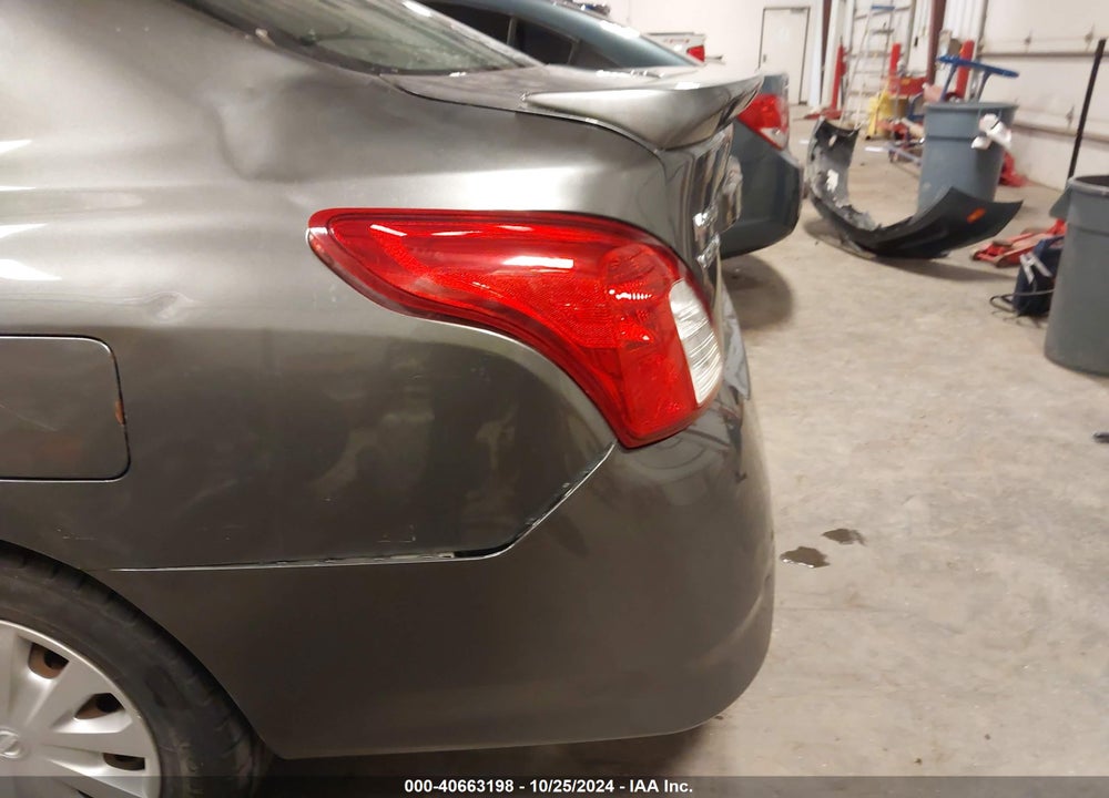 2016 NISSAN VERSA 1.6 S/1.6 S+/1.6 SL/1.6 SV VIN: 3N1CN7AP5GL816849