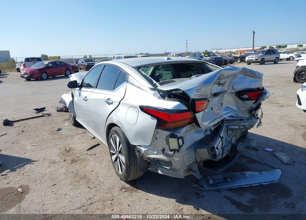 2022 NISSAN ALTIMA SV FWD VIN: 1N4BL4DV4NN400706
