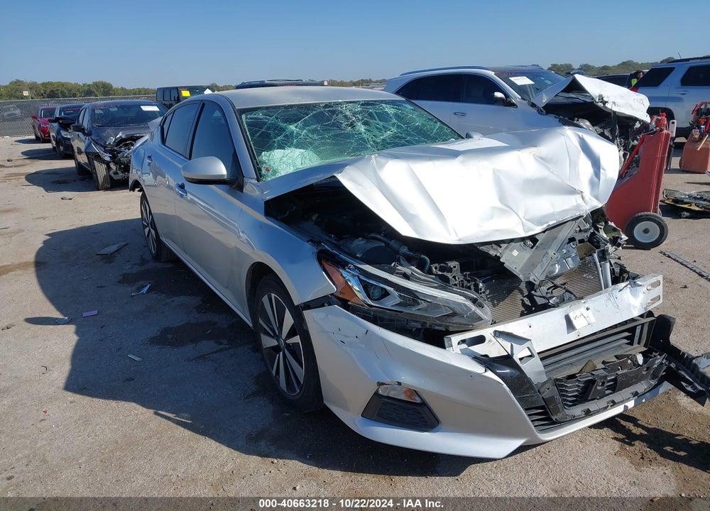 2022 NISSAN ALTIMA SV FWD VIN: 1N4BL4DV4NN400706