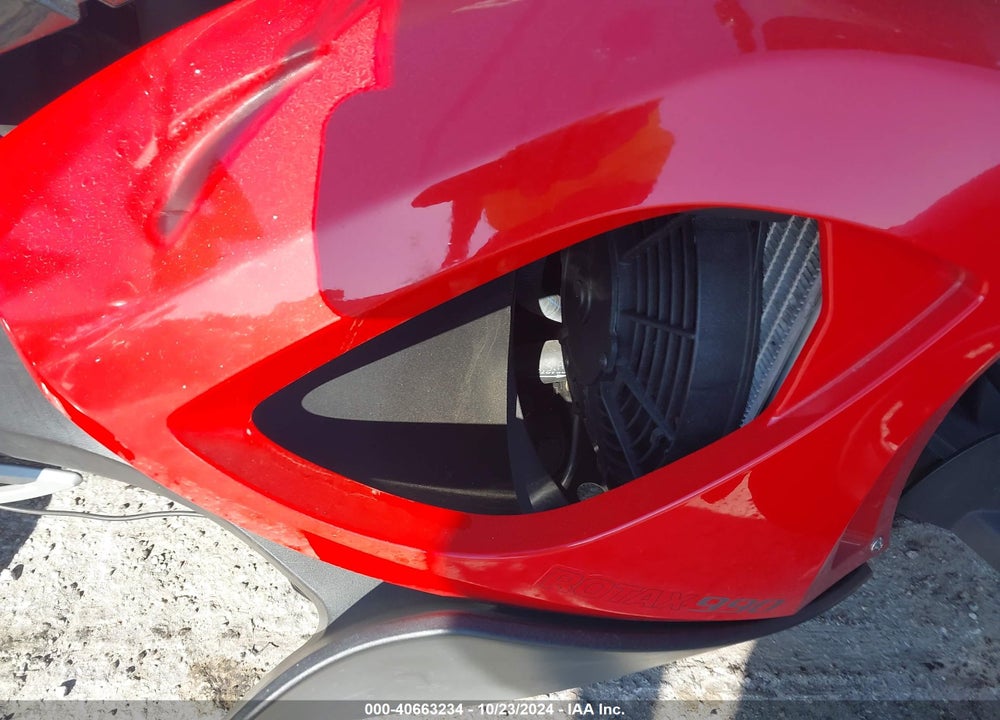 2009 CAN-AM SPYDER ROADSTER RS VIN: 2BXJAWA129V000264