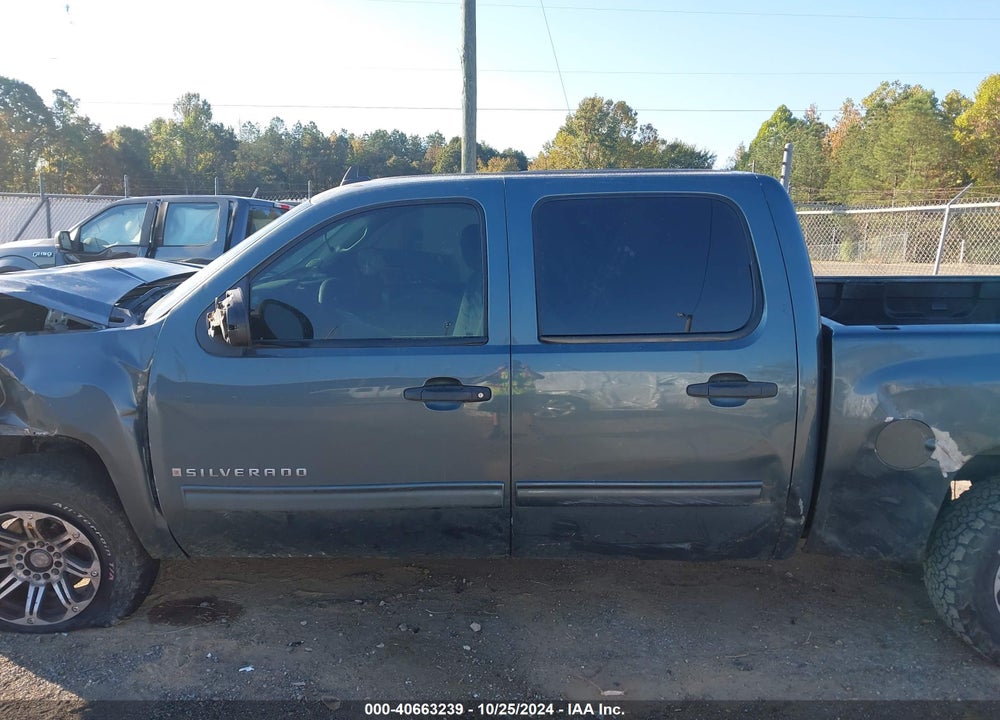 2009 CHEVROLET SILVERADO 1500 LT VIN: 3GCEK23389G146639