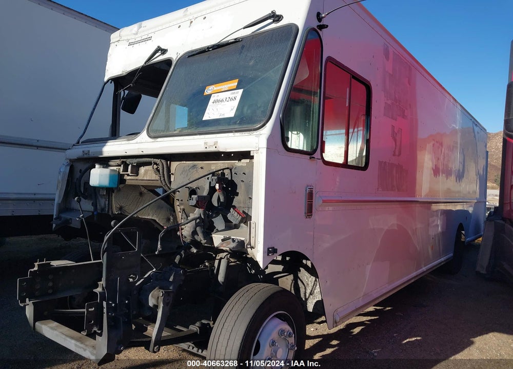 2014 FREIGHTLINER CHASSIS M LINE WALK-IN VAN VIN: 4UZAC3DVXECFW4441