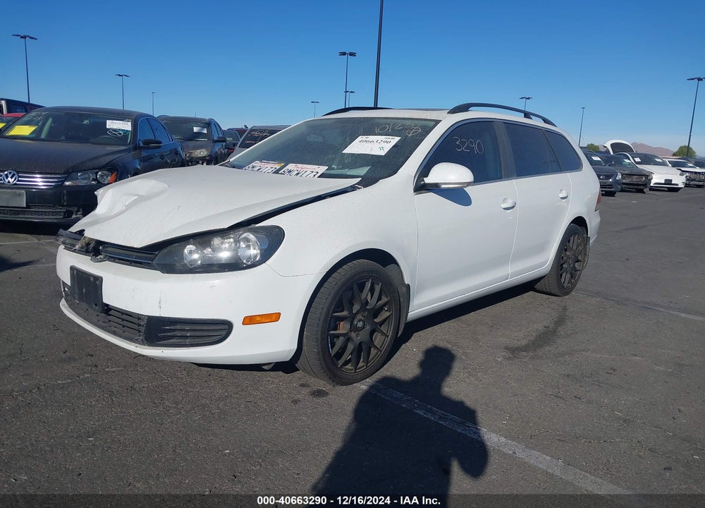 2014 VOLKSWAGEN JETTA SPORTWAGEN 2.0L TDI VIN: 3VWML7AJ2EM622190