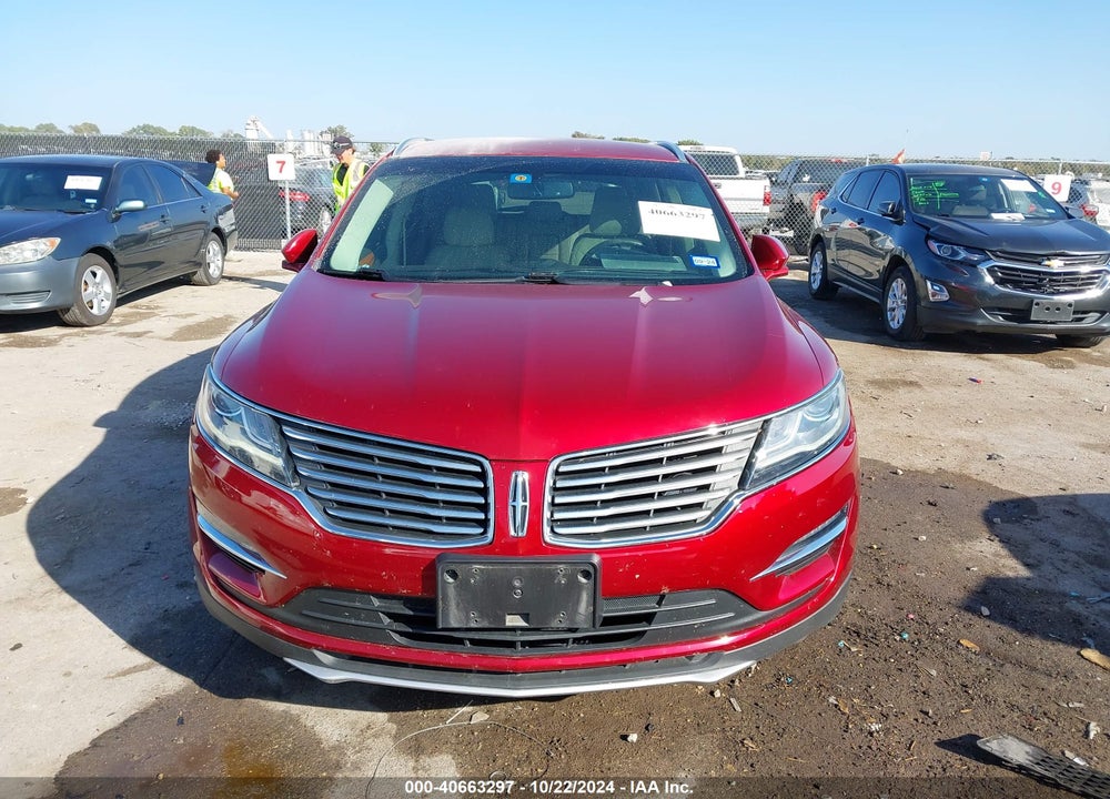 2018 LINCOLN MKC SELECT VIN: 5LMCJ2C91JUL19538