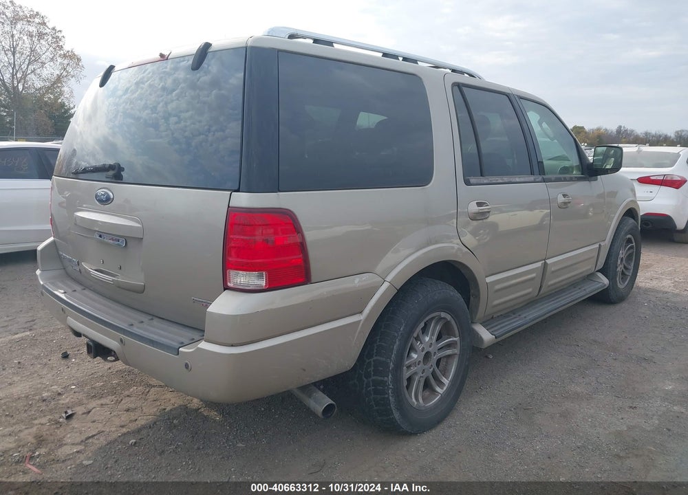 2005 FORD EXPEDITION LIMITED VIN: 1FMFU205X5LA12373