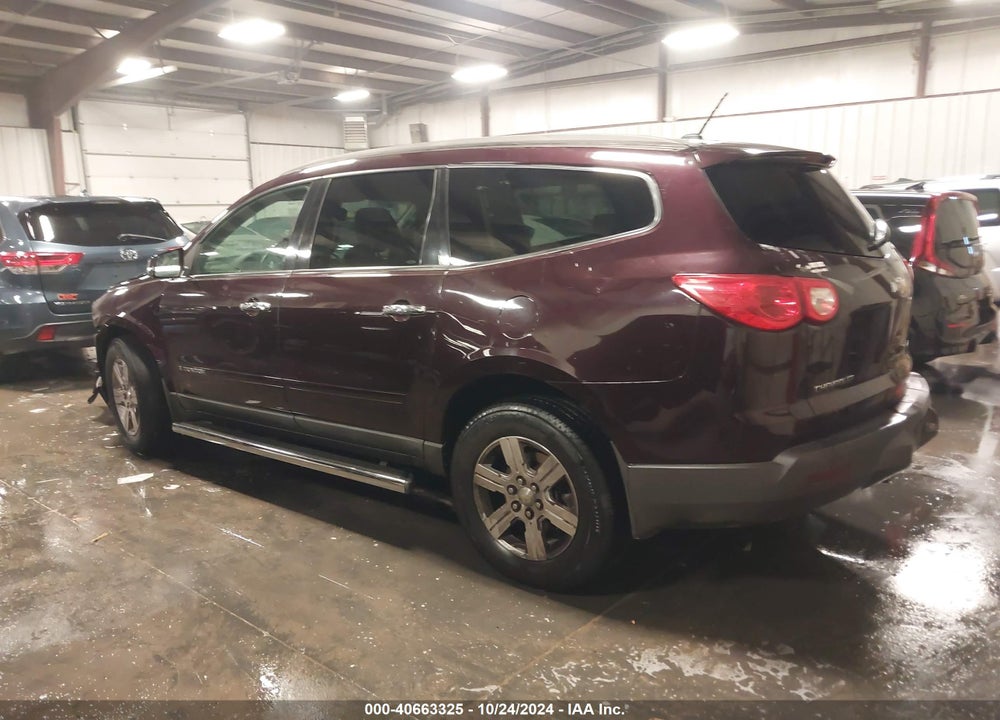 2009 CHEVROLET TRAVERSE LT VIN: 1GNEV23D79S140864