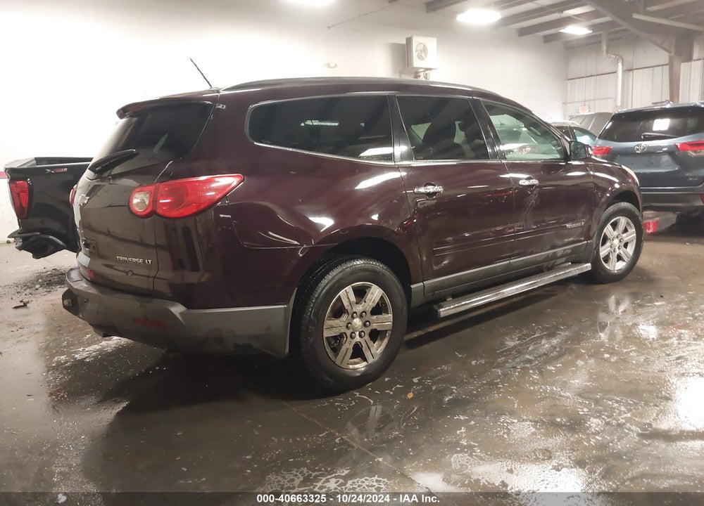 2009 CHEVROLET TRAVERSE LT VIN: 1GNEV23D79S140864
