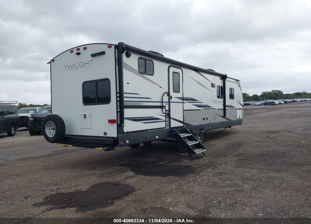 2022 CRUISER TWILIGHT SIGNATURE VIN: 5RXPB332XN1490372