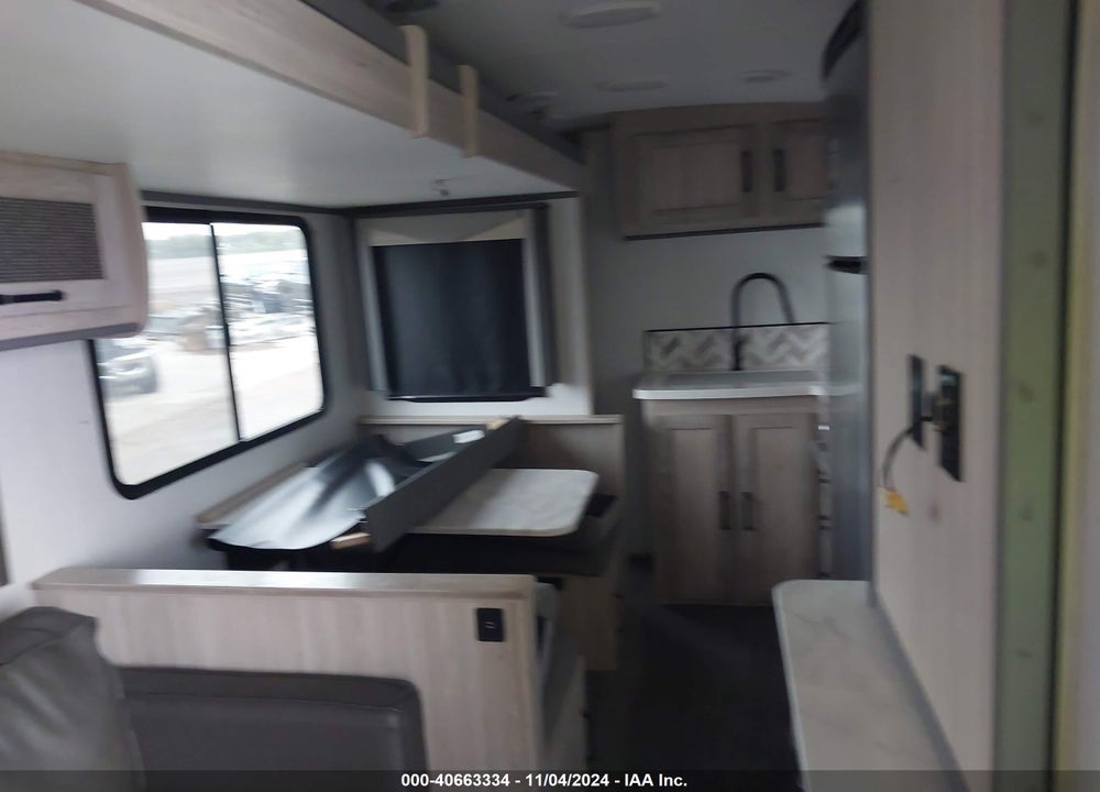2022 CRUISER TWILIGHT SIGNATURE VIN: 5RXPB332XN1490372