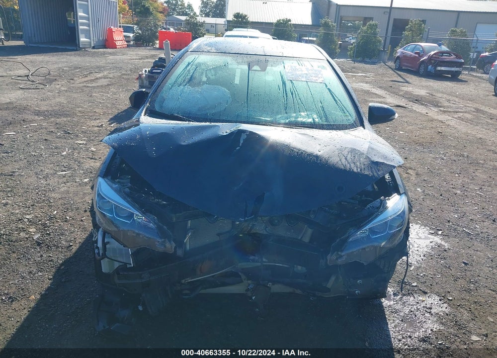 2018 TOYOTA COROLLA SE VIN: 2T1BURHE7JC019623