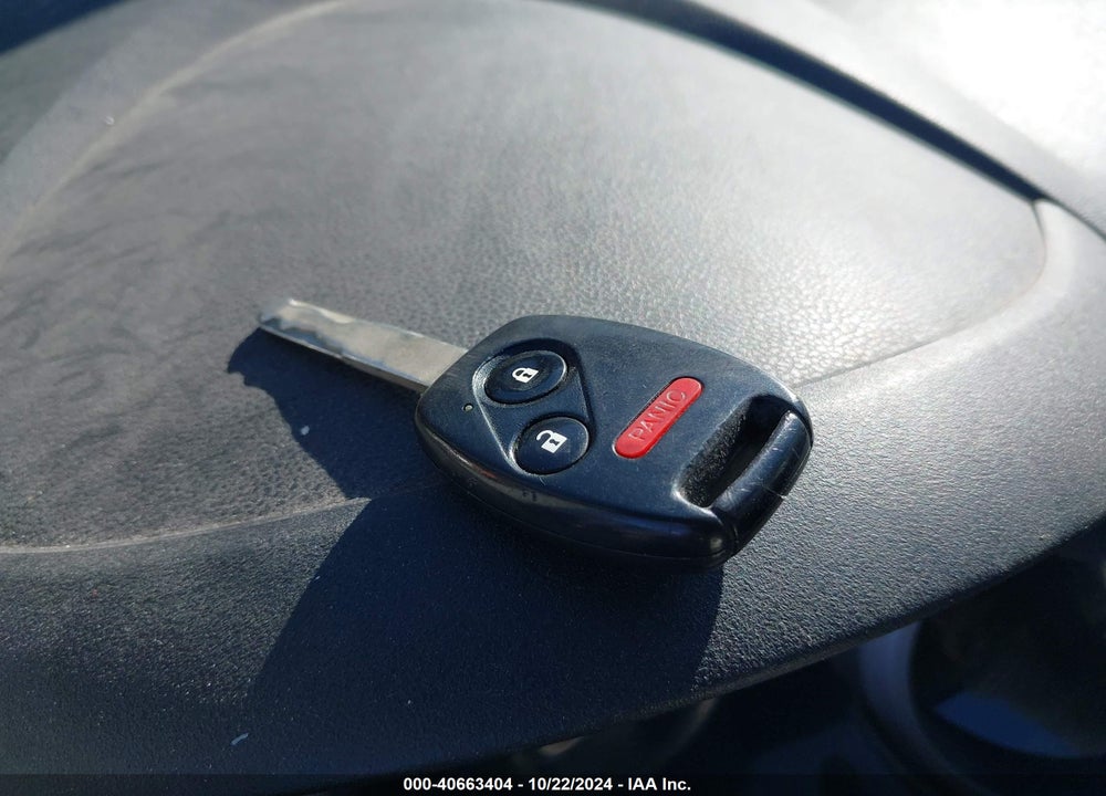 2011 HONDA FIT SPORT VIN: JHMGE8H56BC004746