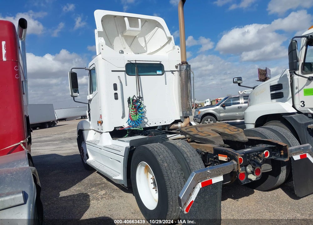 2002 FREIGHTLINER CONVENTIONAL ST112 VIN: 1FUBA8A832PJ88377