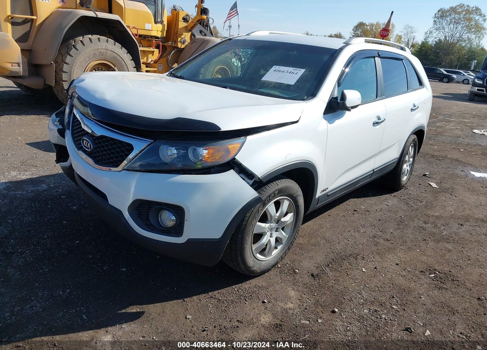 2012 KIA SORENTO LX V6 VIN: 5XYKTDA21CG277973