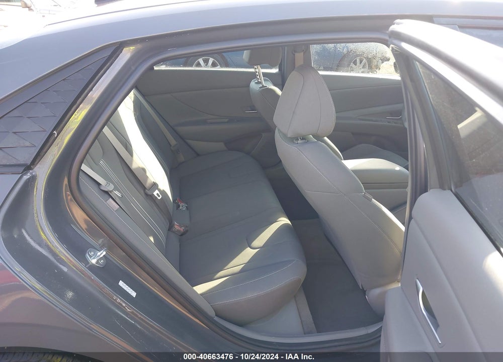2024 HYUNDAI ELANTRA VIN: KMHLM4DG5RU646569