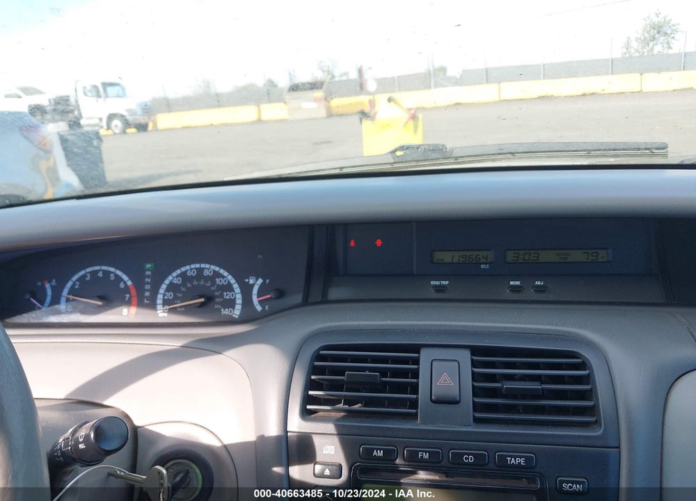 2000 TOYOTA AVALON XL VIN: 4T1BF28BXYU004338