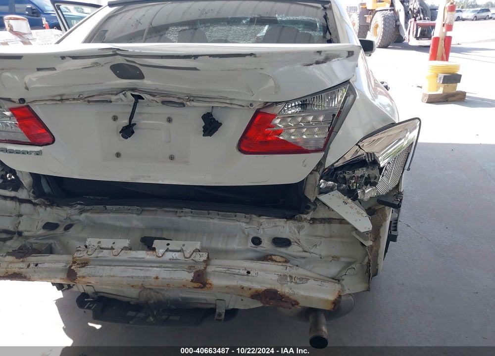 2013 HONDA ACCORD EX-L VIN: 1HGCR2F80DA113055