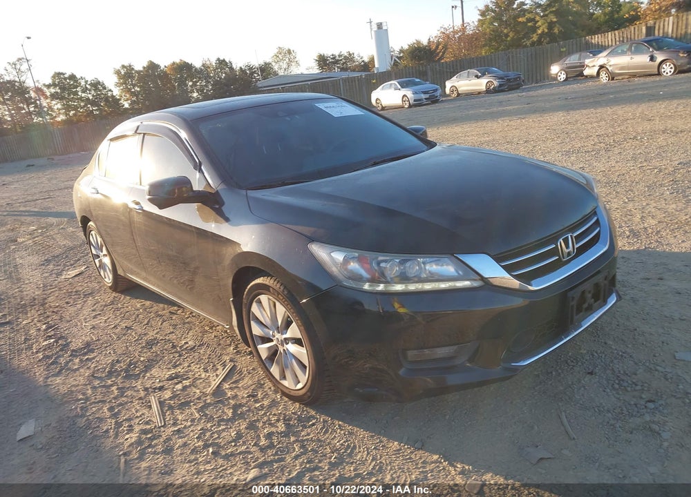 2015 HONDA ACCORD TOURING VIN: 1HGCR3F99FA011304