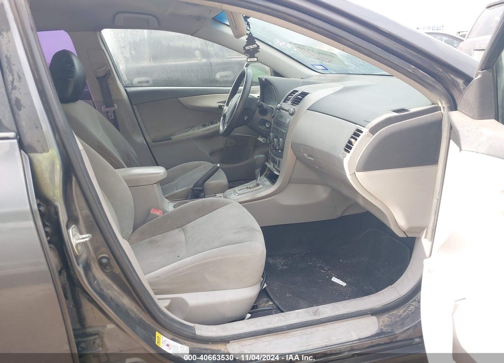 2011 TOYOTA COROLLA LE VIN: 2T1BU4EE2BC554321