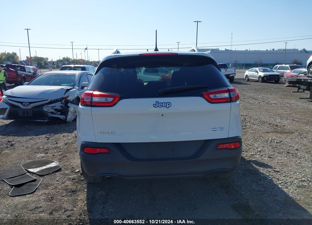 2016 JEEP CHEROKEE LATITUDE VIN: 1C4PJMCB7GW109000