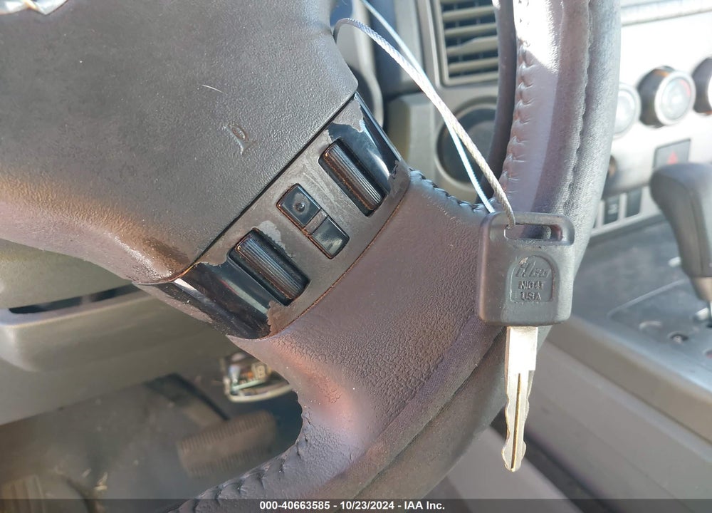 2006 NISSAN TITAN SE VIN: 1N6BA07A56N561968
