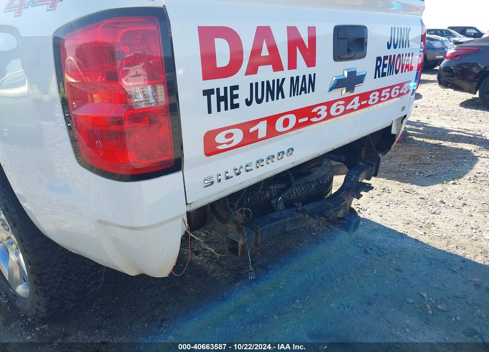 2015 CHEVROLET SILVERADO 1500 1LT VIN: 1GCVKREC3FZ174706