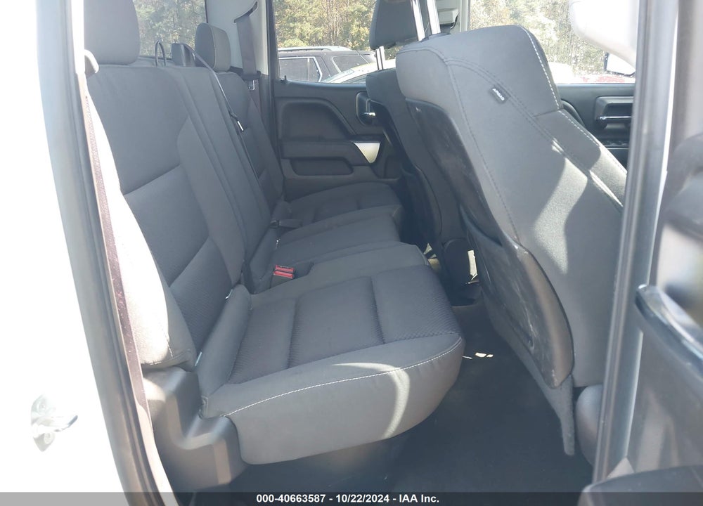 2015 CHEVROLET SILVERADO 1500 1LT VIN: 1GCVKREC3FZ174706