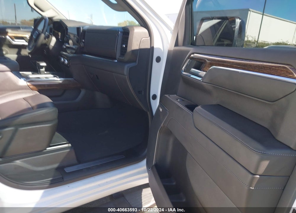 2022 GMC SIERRA 1500 4WD SHORT BOX ELEVATION WITH 3SB VIN: 3GTUUCED6NG637867