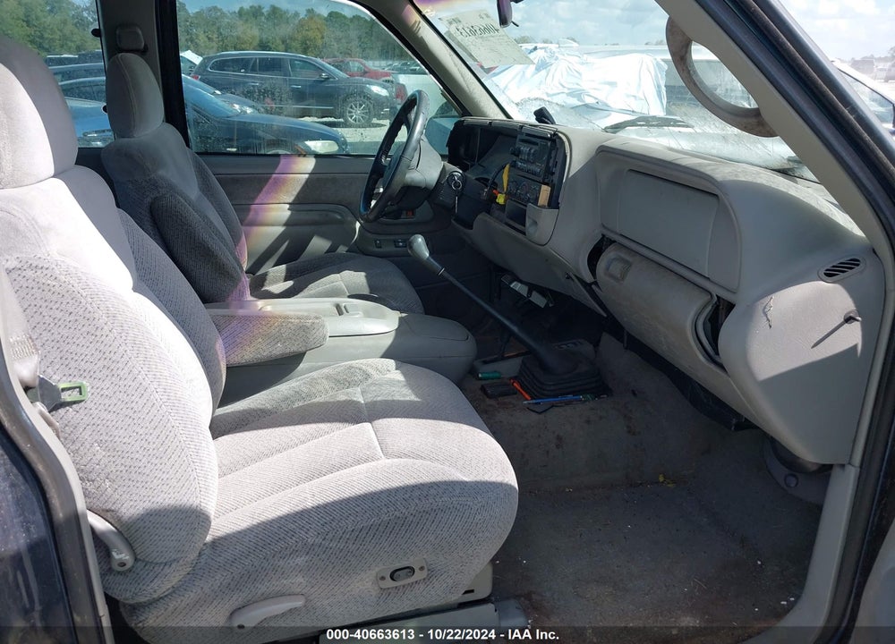 1998 CHEVROLET C/K 1500 SILVERADO FLEETSIDE VIN: 1GCEK19M4WE231944