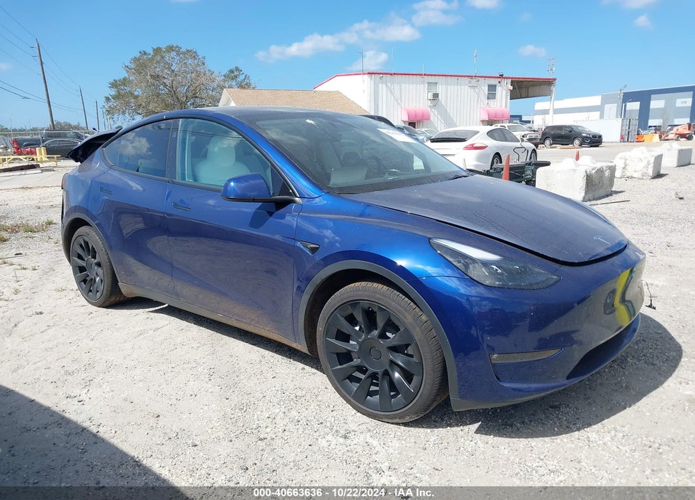 2023 TESLA MODEL Y AWD/LONG RANGE DUAL MOTOR ALL-WHEEL DRIVE VIN: 7SAYGAEE5PF826303