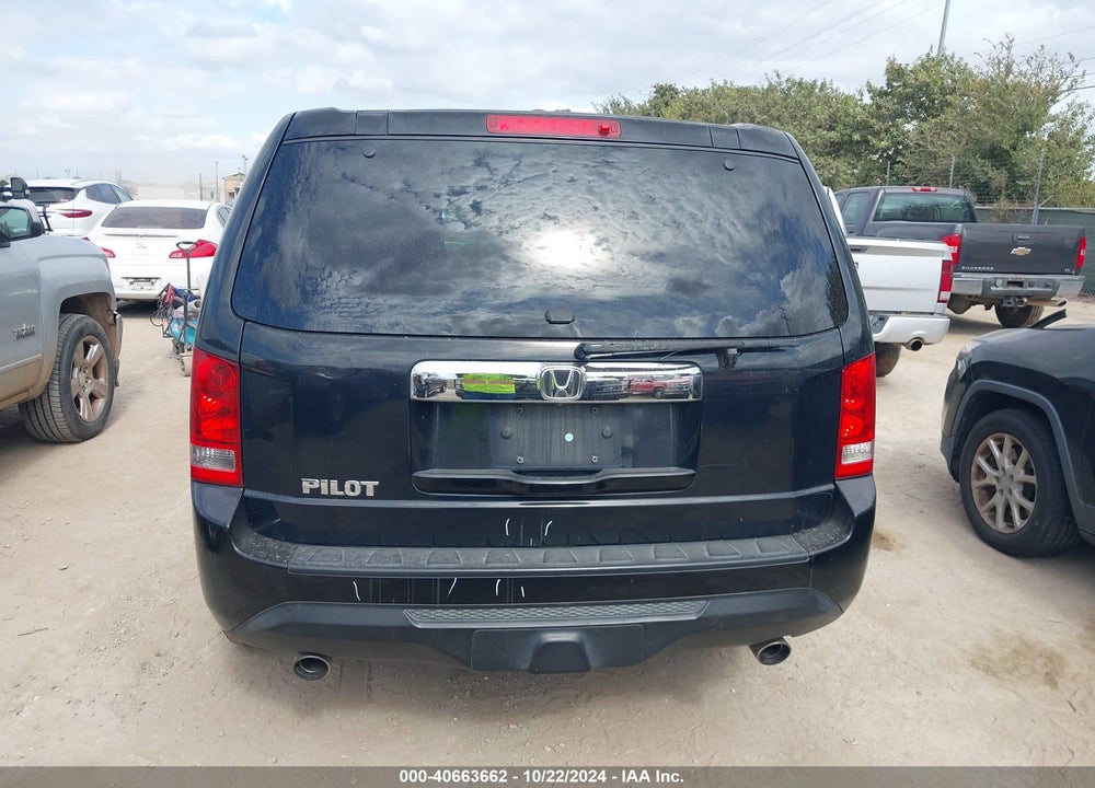 2013 HONDA PILOT EX-L VIN: 5FNYF3H65DB032073