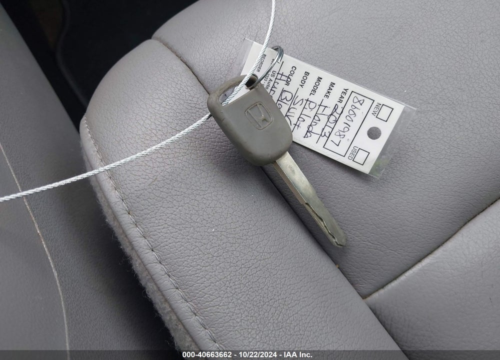 2013 HONDA PILOT EX-L VIN: 5FNYF3H65DB032073