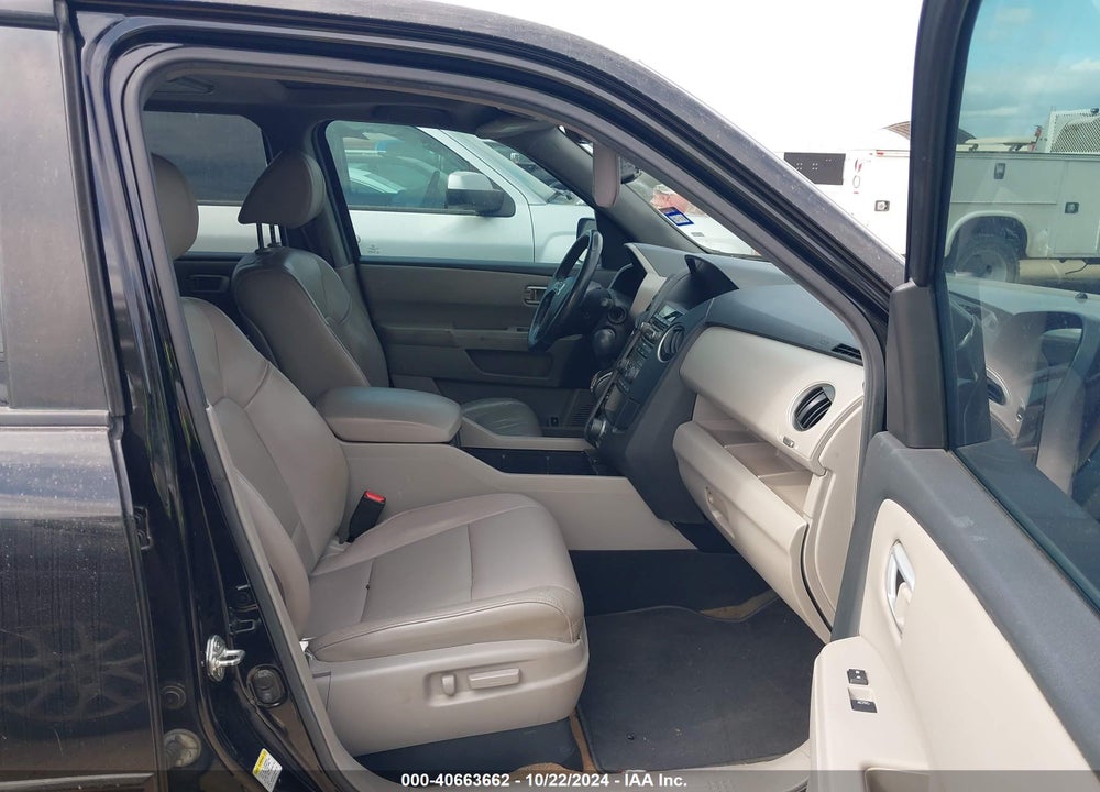 2013 HONDA PILOT EX-L VIN: 5FNYF3H65DB032073