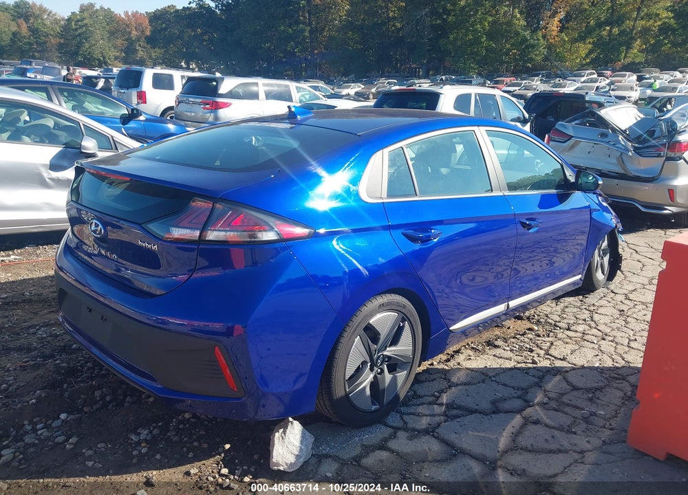 2022 HYUNDAI IONIQ HYBRID SEL VIN: KMHC85LC3NU270649
