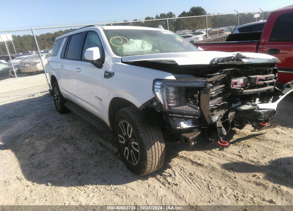 2024 GMC YUKON XL 4WD AT4 VIN: 1GKS2HKL3RR223171