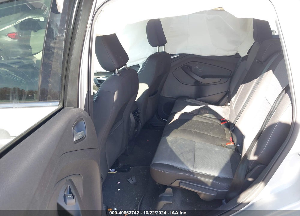 2018 FORD ESCAPE SE VIN: 1FMCU9GD9JUA96277