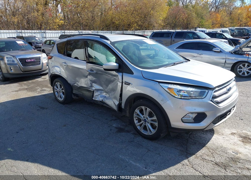 2018 FORD ESCAPE SE VIN: 1FMCU9GD9JUA96277