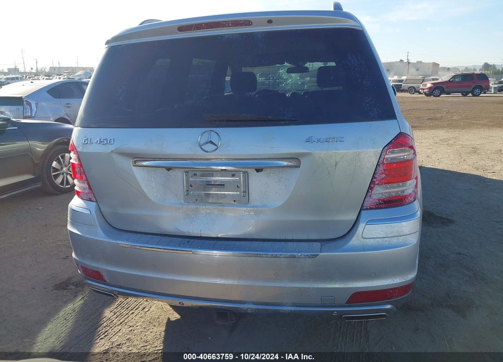 2010 MERCEDES-BENZ GL 450 4MATIC VIN: 4JGBF7BE3AA556237