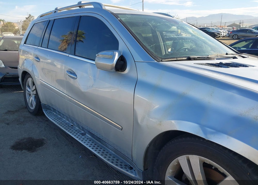 2010 MERCEDES-BENZ GL 450 4MATIC VIN: 4JGBF7BE3AA556237