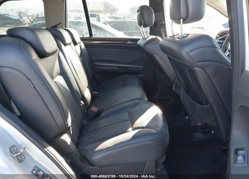 2010 MERCEDES-BENZ GL 450 4MATIC VIN: 4JGBF7BE3AA556237