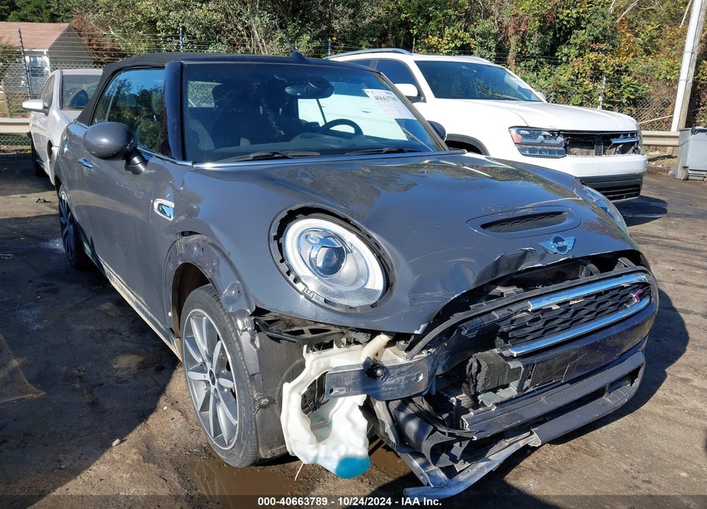 2016 MINI CONVERTIBLE COOPER S VIN: WMWWG9C54G3A92482