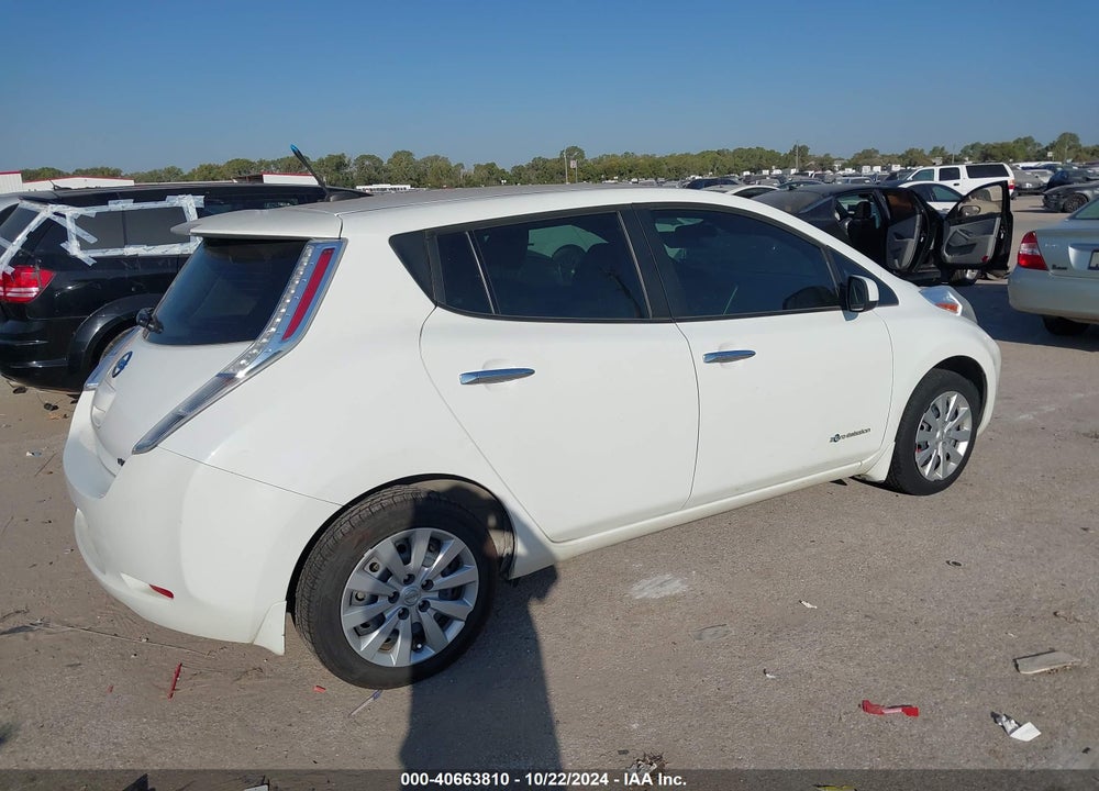 2013 NISSAN LEAF S VIN: 1N4AZ0CP7DC413840