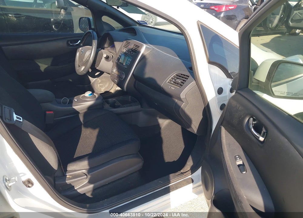 2013 NISSAN LEAF S VIN: 1N4AZ0CP7DC413840