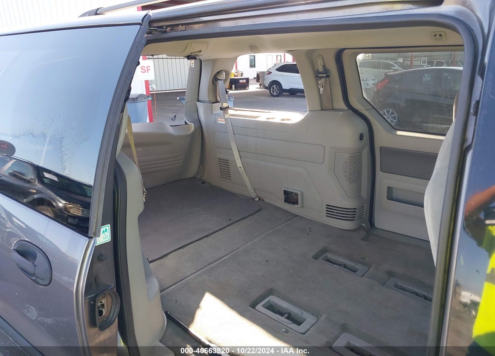 2006 FORD FREESTAR SE VIN: 2FMZA516X6BA11241