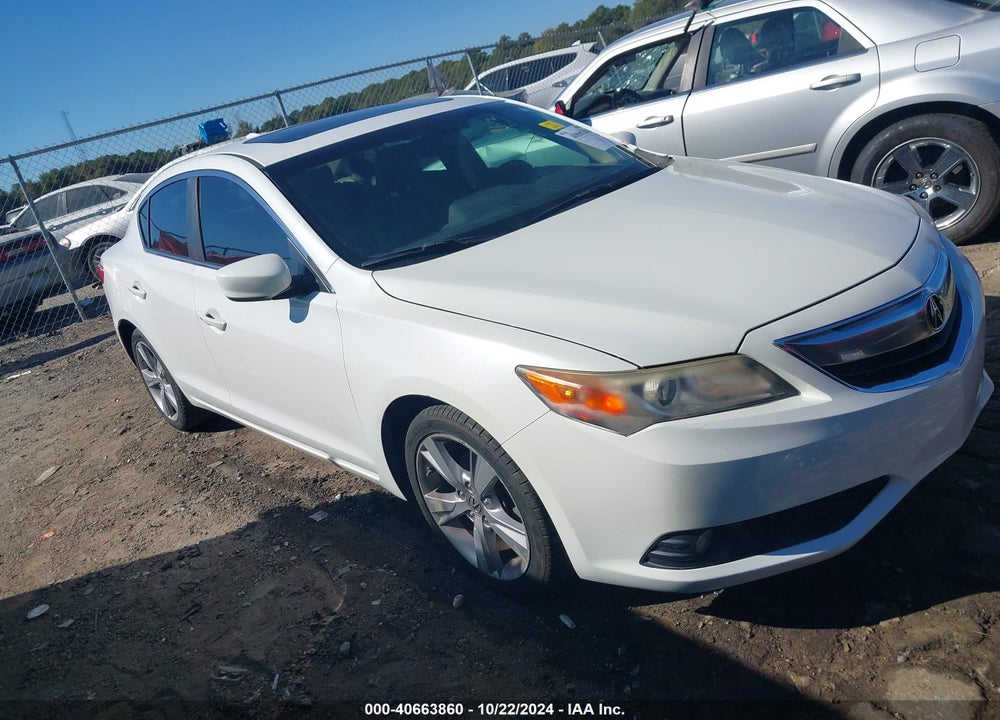 2013 ACURA ILX 2.0L VIN: 19VDE1F52DE022101