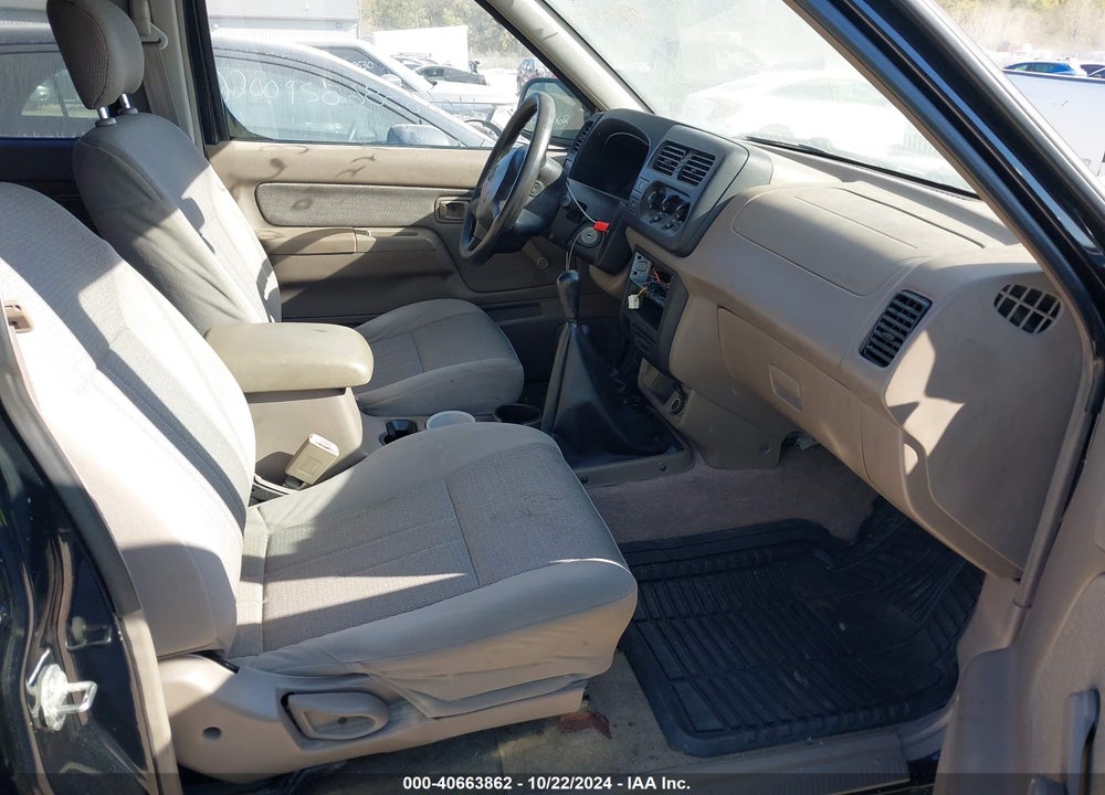 2001 NISSAN FRONTIER XE-V6 VIN: 1N6ED27Y31C384225