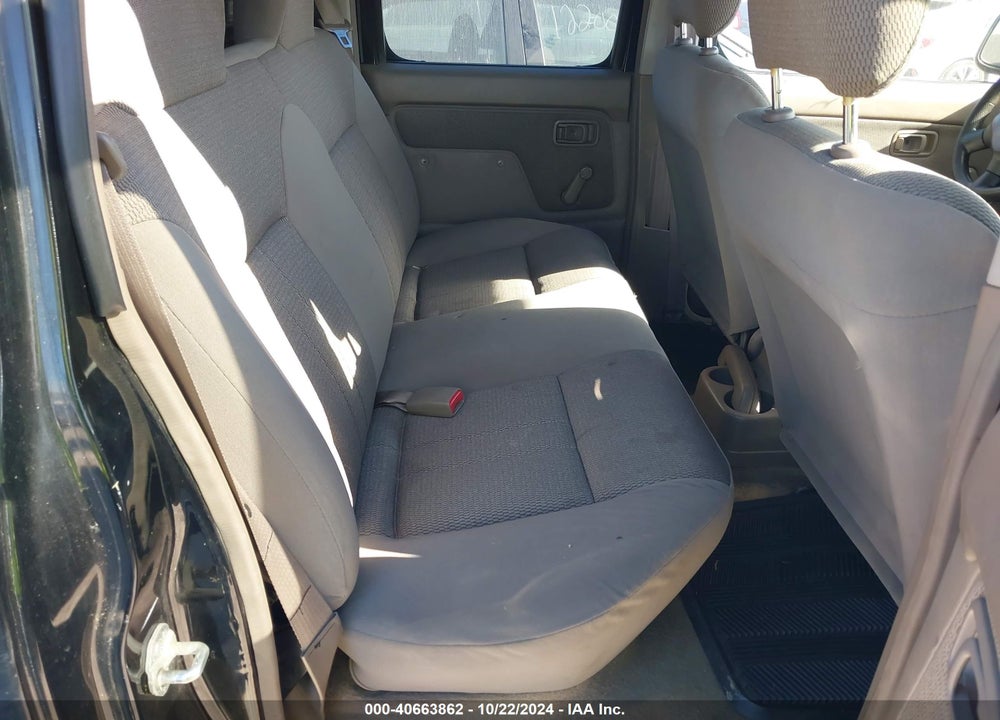 2001 NISSAN FRONTIER XE-V6 VIN: 1N6ED27Y31C384225