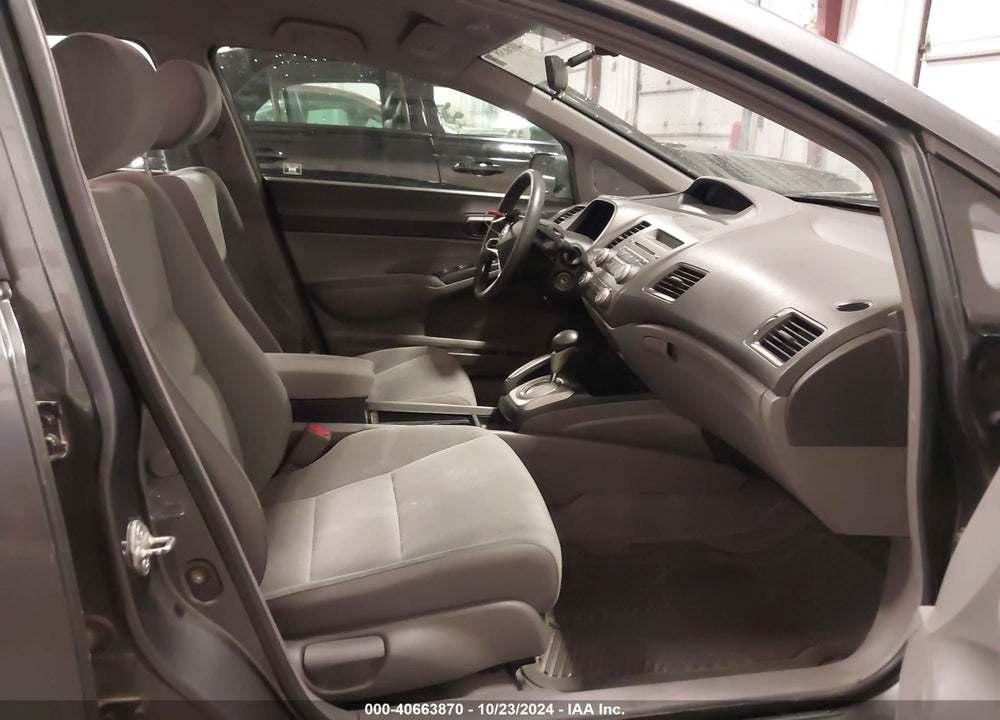 2009 HONDA CIVIC LX VIN: 19XFA16509E041149