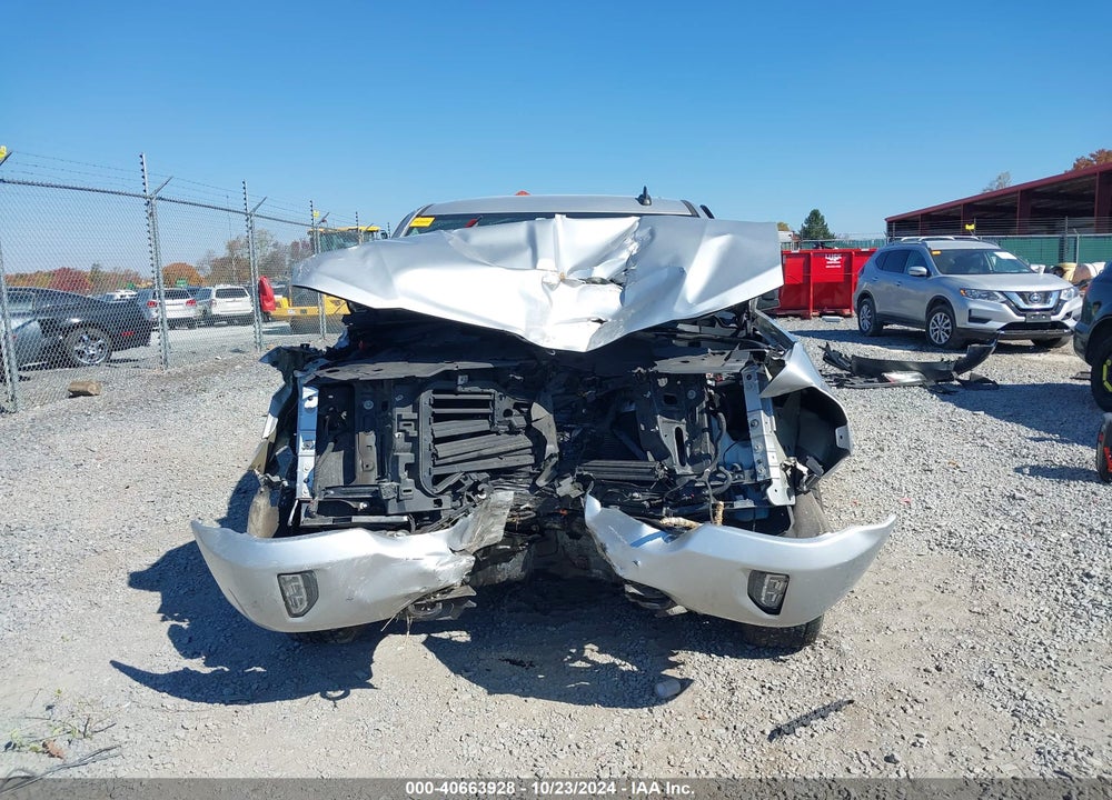 2018 CHEVROLET SILVERADO 1500 2LT VIN: 3GCUKREC5JG223537